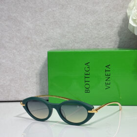 bottega veneta BV2110S
