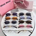 ⁦MIU MIU SMU A54S Sunglasses⁩ – תמונה ⁦2⁩