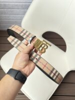 ⁦BURBERRY BELT 3.4 CM⁩ – תמונה ⁦4⁩