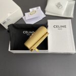 ⁦CELINE WALLET 9.5×7.5×3cm⁩ – תמונה ⁦2⁩