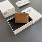 ⁦CELINE WALLET 9.5×7.5×3cm⁩ – תמונה ⁦2⁩