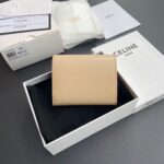 ⁦CELINE WALLET 10.5×9×3cm⁩ – תמונה ⁦2⁩