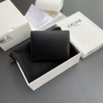 ⁦CELINE WALLET 10.5×9×3cm⁩ – תמונה ⁦2⁩