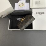 ⁦CELINE WALLET 10.5×9×3cm⁩ – תמונה ⁦4⁩