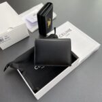 ⁦CELINE WALLET 9×10.5×2cm⁩ – תמונה ⁦2⁩
