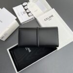 ⁦CELINE WALLET 10.2×7.5×2.5cm⁩ – תמונה ⁦2⁩