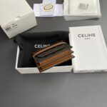 ⁦CELINE CARD HOLDER 10×8×3cm⁩ – תמונה ⁦3⁩