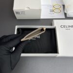 ⁦CELINE CARD HOLDER 11×7.5×2cm⁩ – תמונה ⁦4⁩