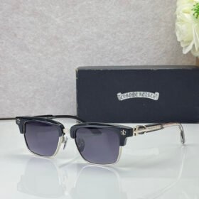 CHROME HEARTS