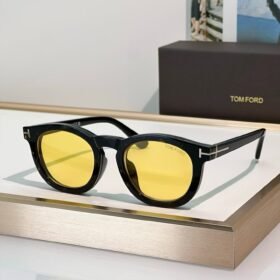 TOM FORD