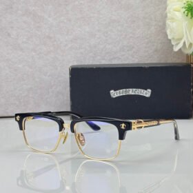 CHROME HEARTS