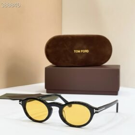 TOM FORD
