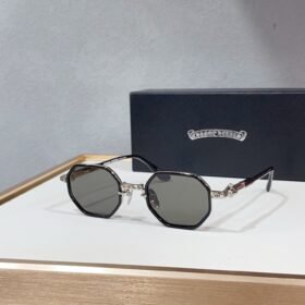 CHROME HEARTS