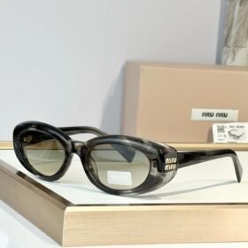 MIU MIU